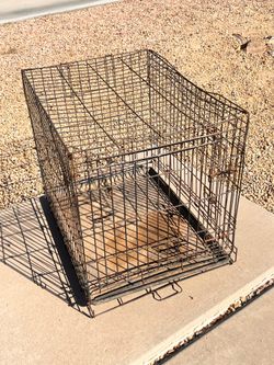 Black Wire Medium Dog Cage Kennel (LxWxH): 30” x 22” x 25”