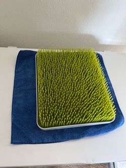 Used Boon Grass Countertop Baby Bottle Drying Rack