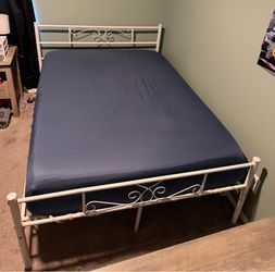 Double/Full Bed Frame & Mattress