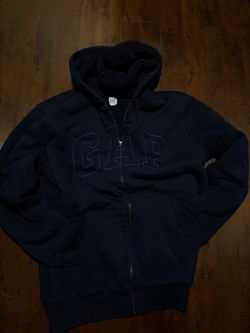 Gap sweater fur