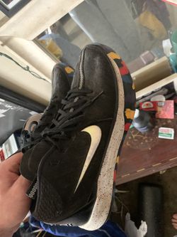 Kobe A.D. 10 Mens Good Condition
