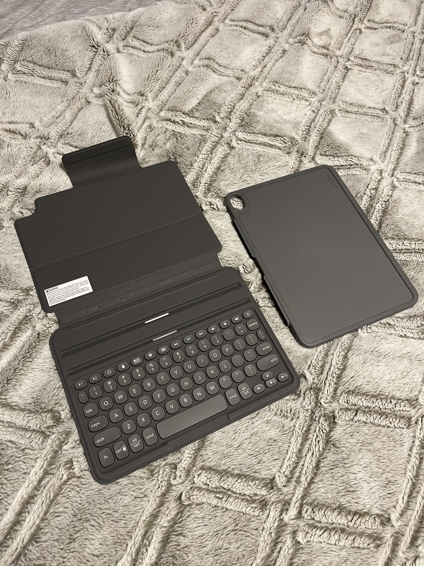 ZAGG Pro Keys Detachable Case and Wireless Keyboard for Apple iPad Air 10.9"