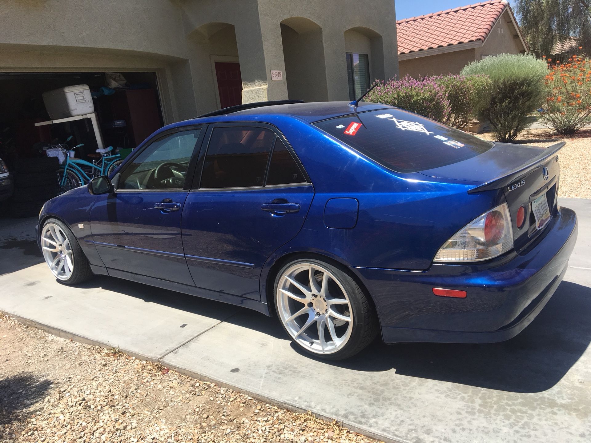 01 lexus is300 w/altezza clip for Sale in Tolleson, AZ OfferUp