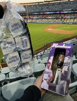 Clayton kershaw bobblehead