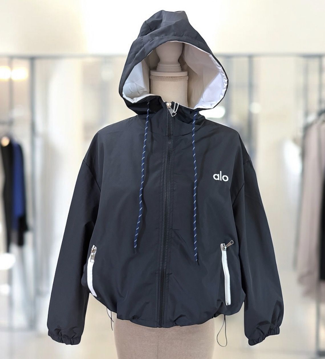 Black Alo Windbreaker New