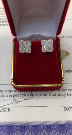 10k Diamonds Earrings
