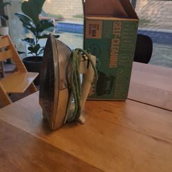 Vintage Self-cleaning Iron