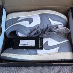 Low Vintage Grey Size 5.5y