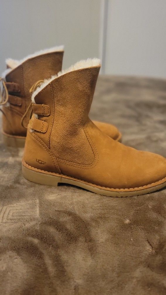 UGG Naiyah Classic Boots for Women