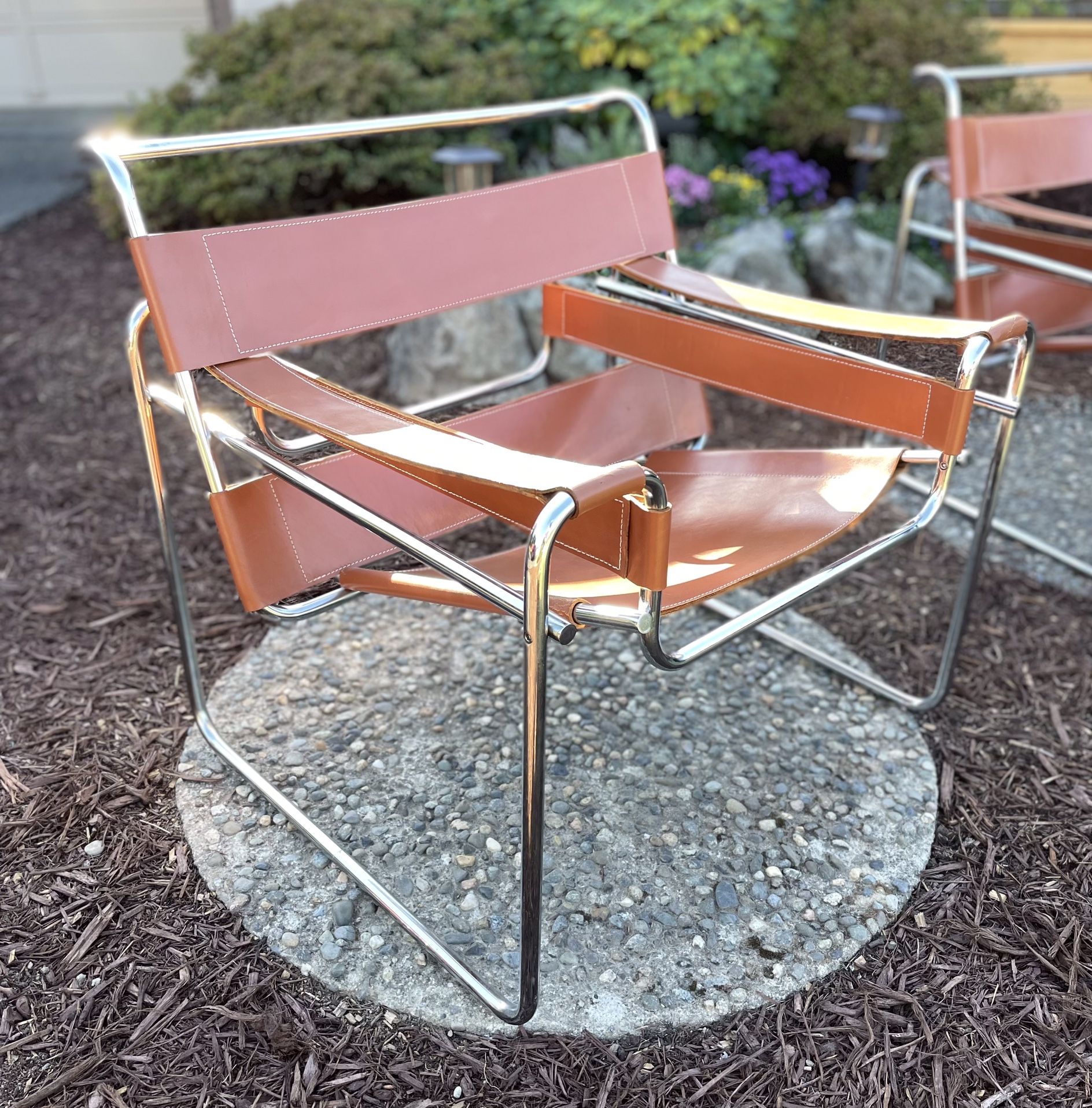 Pair of True Vintage Marcel Breuer Wassily Chairs - MCM, BAHAUS, Art Deco, LOUNGE, CLUB