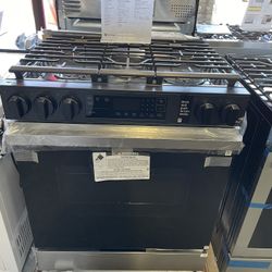 Samsung Bespoke 30” Gas Slide In Range In Stainless Steel 