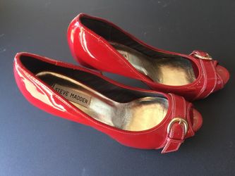 Red Patent Leather Steve Madden 3 1/2" heel shoes