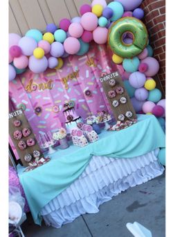 Balloon garland