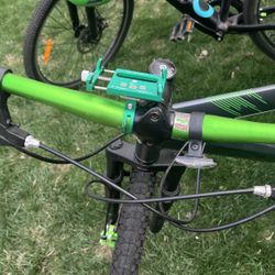 Mountain Bike -Genesis V2100