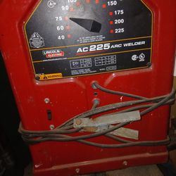 Lincoln Eletric Welder 