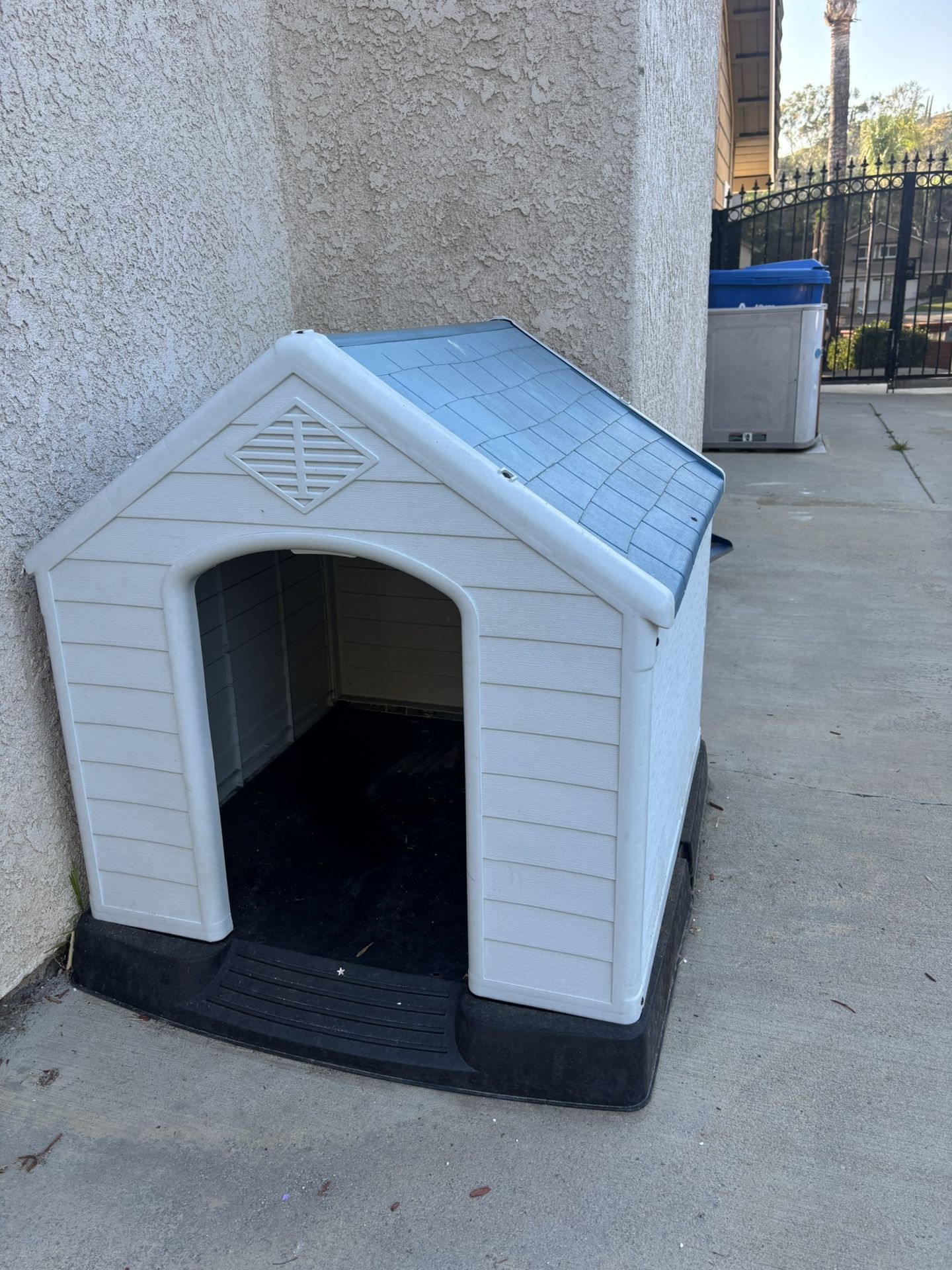 Medium Size Dog House