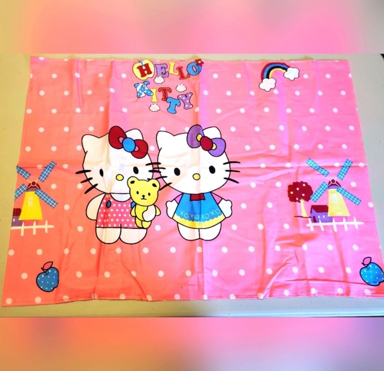 Hello Kitty Bedding Set