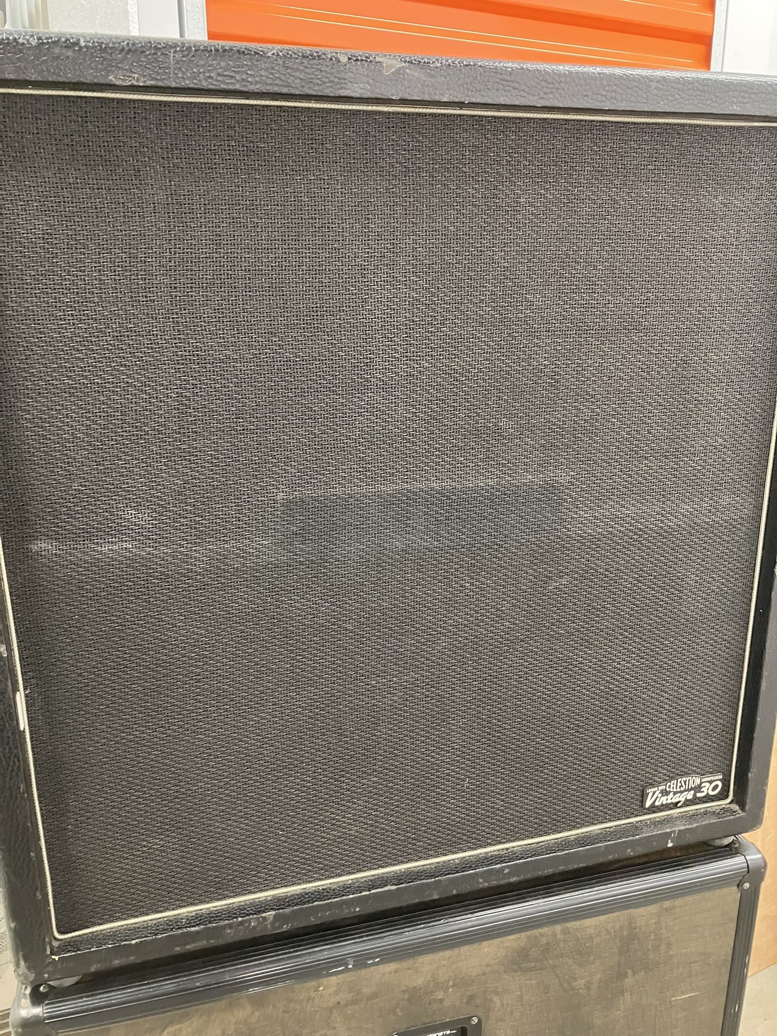 Full-range Speakers Cabinet 4x12” Brand New Woofers.