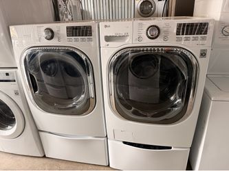 LG washer and electric dryer set