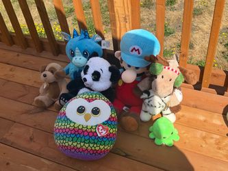 Squishmallows and stuffed animals