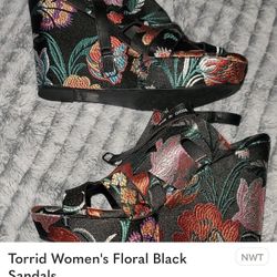 Torrid Embroidered Wedges Size 12