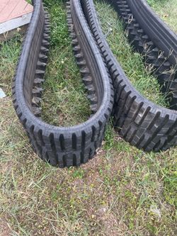 Skid steer tracks