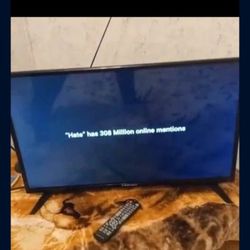 32" Element Tv With Remote 