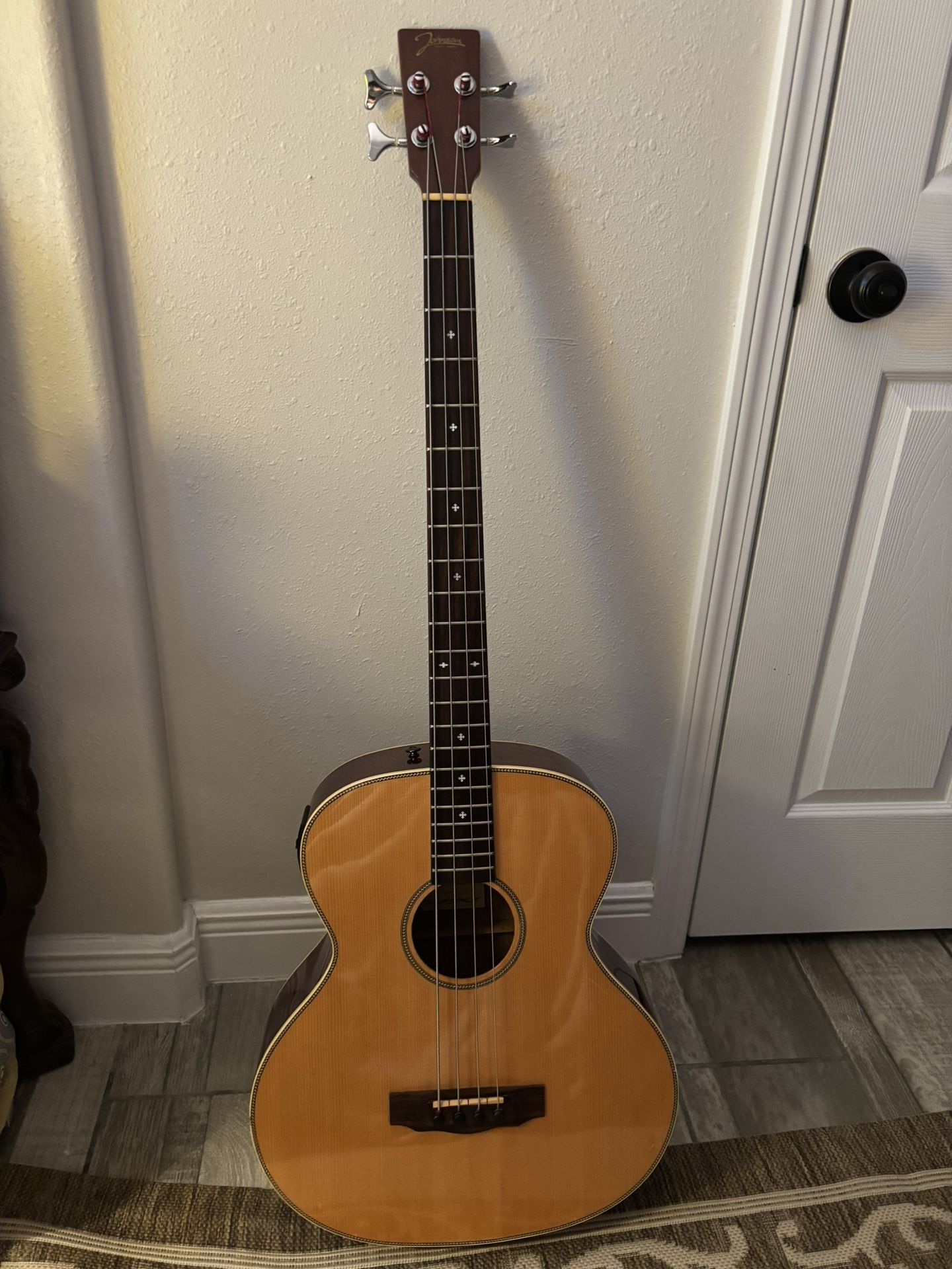 Electric Acoustic Bass Guitar Johnson 1993