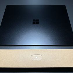 NEW Microsoft Surface Laptop 4 - 13.5" TouchScreen (16GB RAM, 256GB SSD, Intel Core i7 11th Gen) 🔋100% BATTERY HEALTH