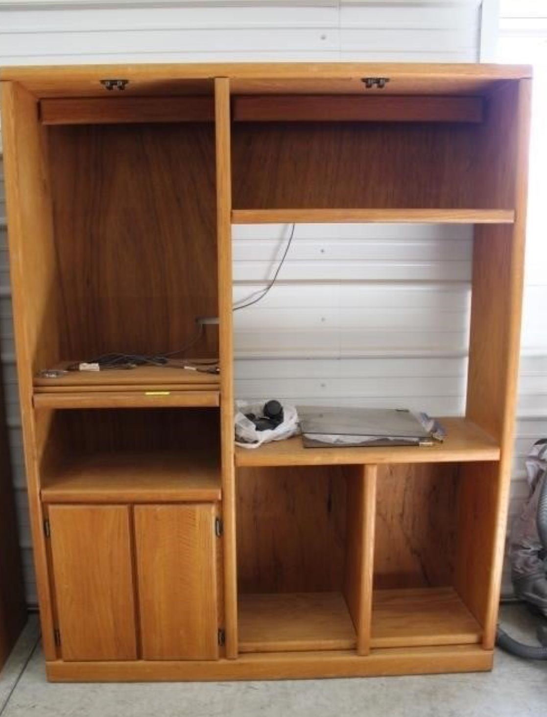 Large TV & Entertainment Center - Solid & Sturdy