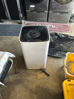Medify Air Purifier + 2 Air filters