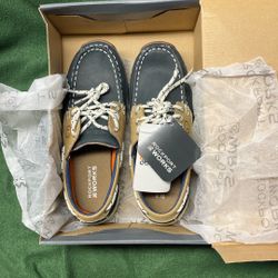 New Women’s Shoes Size 7.5 Rockport Works Blue Oxford Style