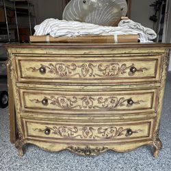 Pair (2) 3 Drawer Chests Dressers Night stands Bedside tables