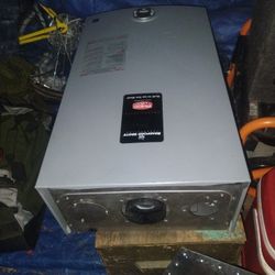 Continuous Flow  Natural Gas Water Heater