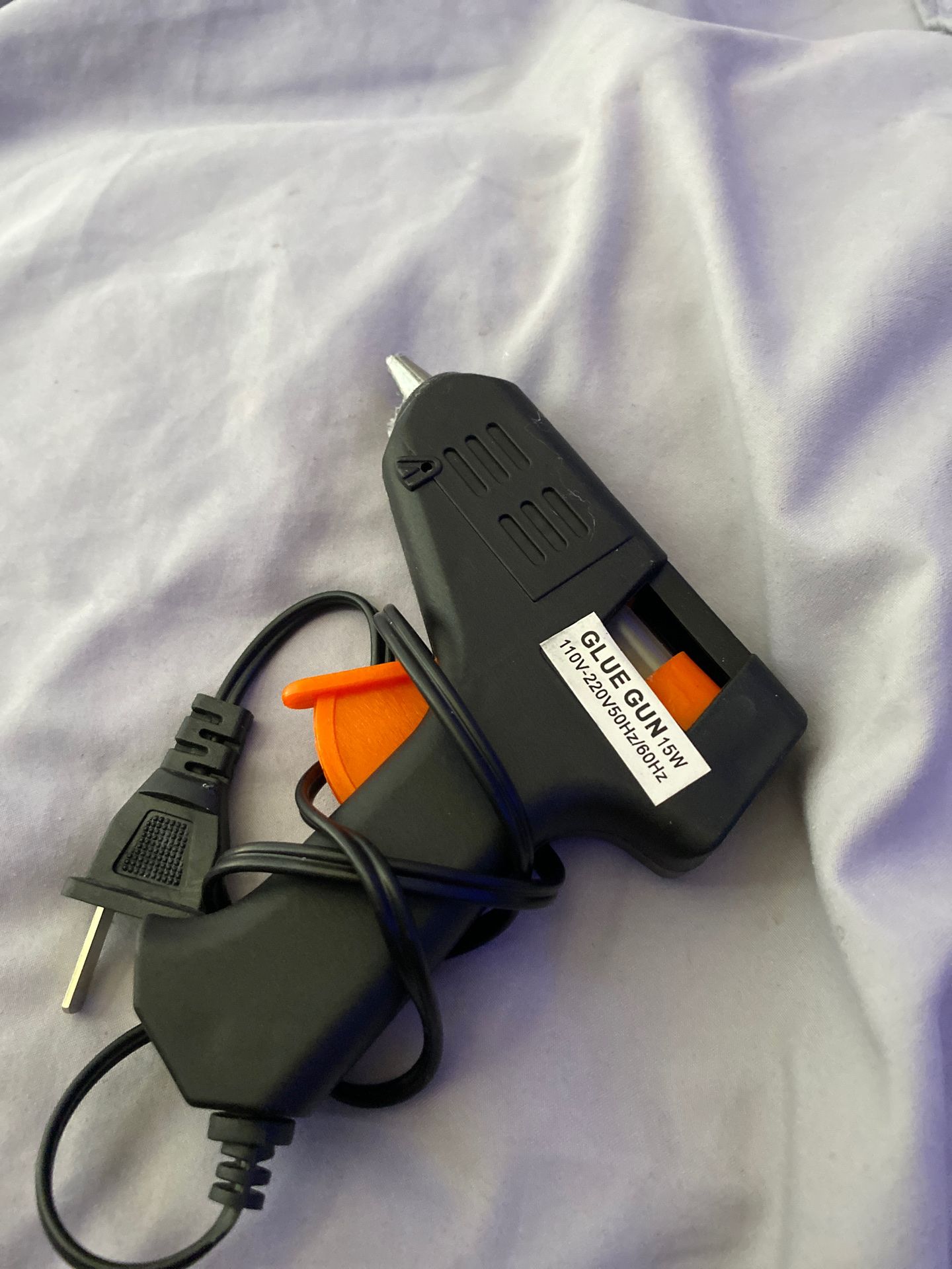 Glue gun
