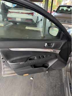 2013 Infiniti g37 with pink slip in hand  for $2500