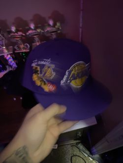 La Lakers Fitted Size 8