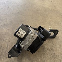 ABS Unit For Tsx 2012 Car 🚘 