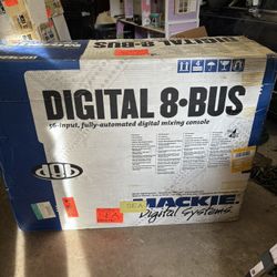 Mackie Digital 8 Bus Mixer