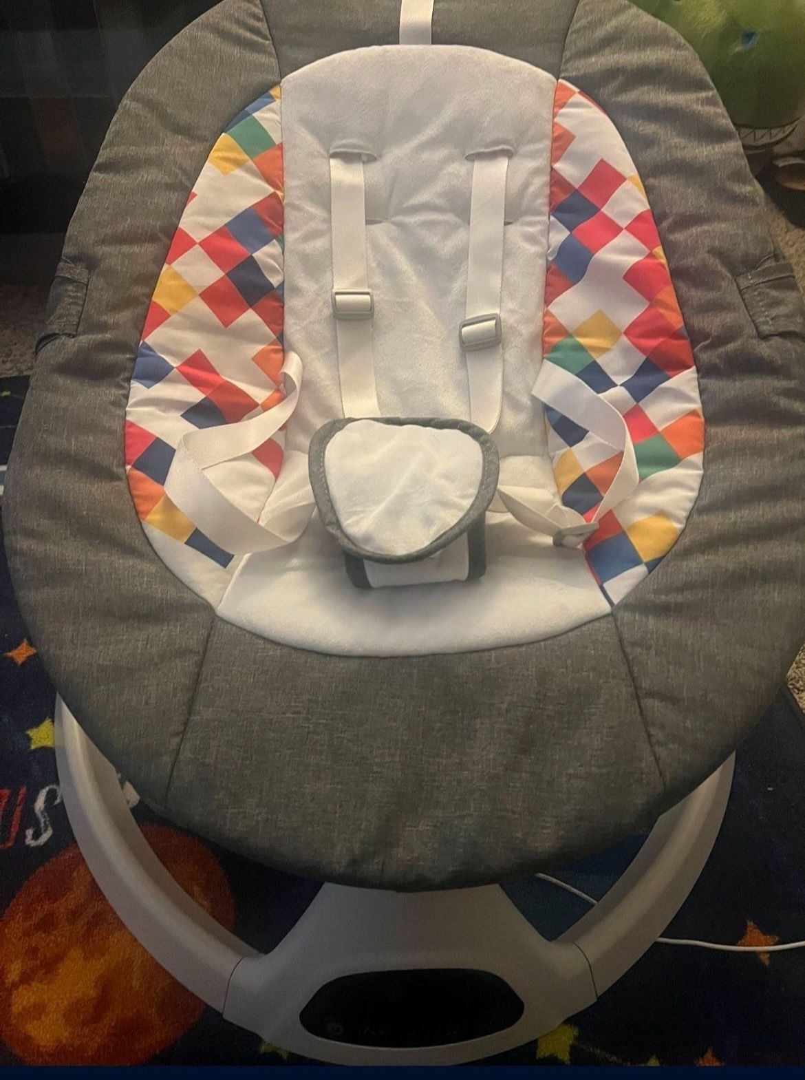 π Baby Swing β Remote Controlled π& Safe β Must Go ASAP! π