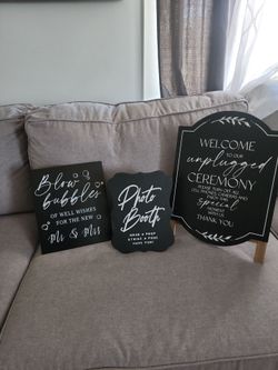 Wedding sings