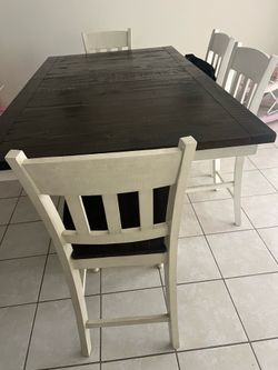 Farmhouse Counter Height Dining Table W Storage and 4 Chairs