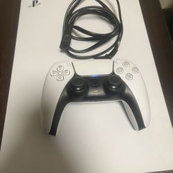 PlayStation 5 W/ Disc Drive