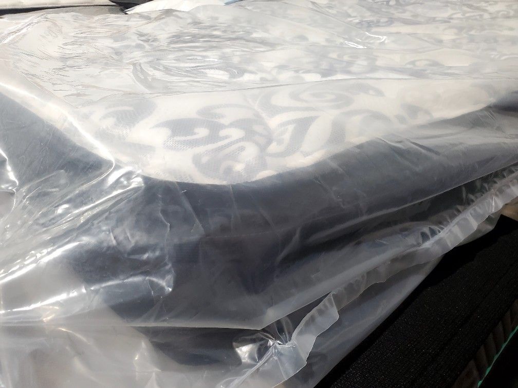 Twin Royal Plush Mattress New