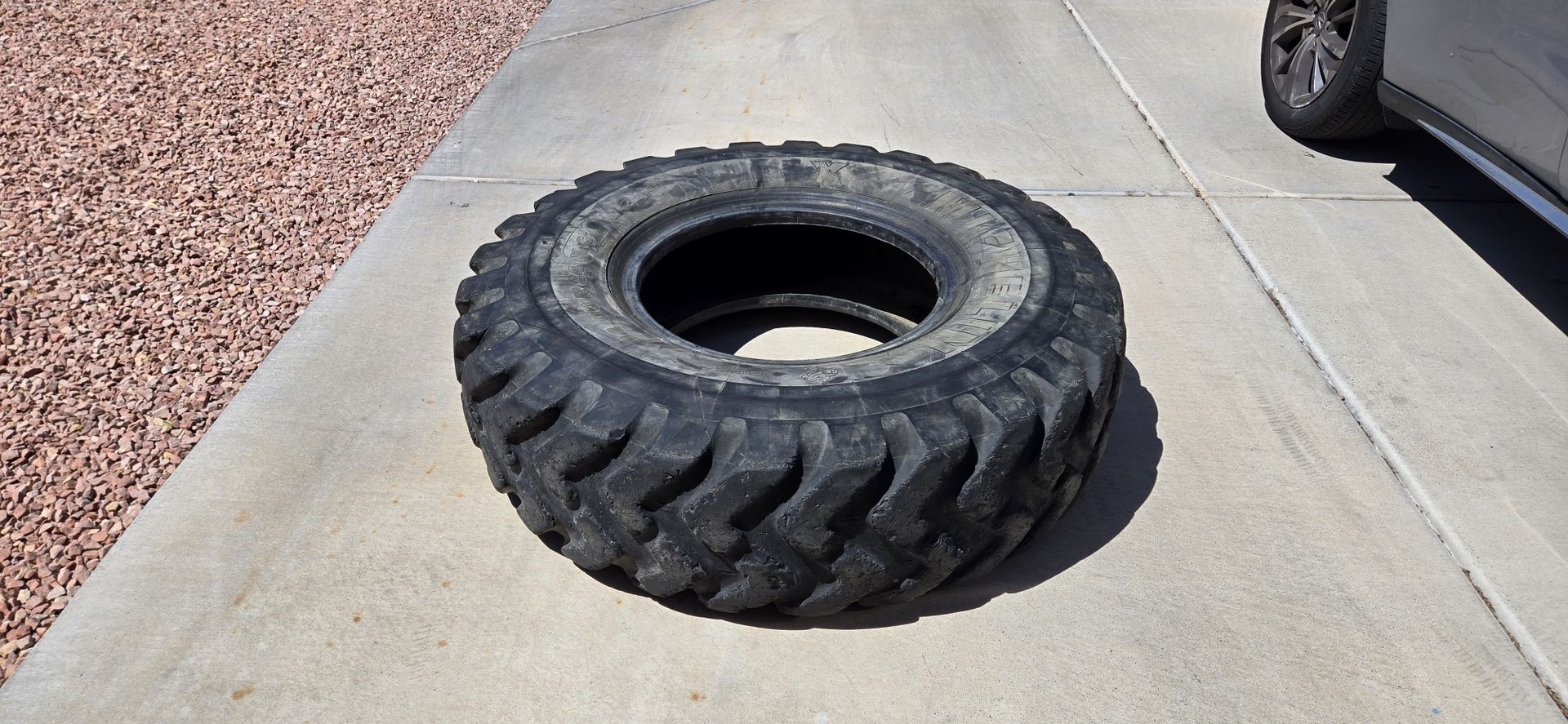 Big Heavy Duty Tire For Workout/Gym, 120lbs