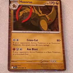 Pokemon Haxorus (Holo)
