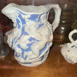 Beautiful Antique Victorian 19th-Century English Porcelain Parian Ware Minton Style Jug with Cherubs and Grapes