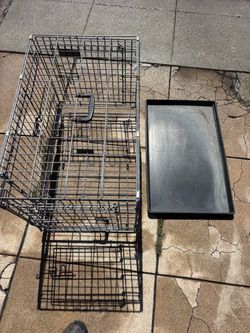 Metal cage type Dog/pet Kennel. Medium size