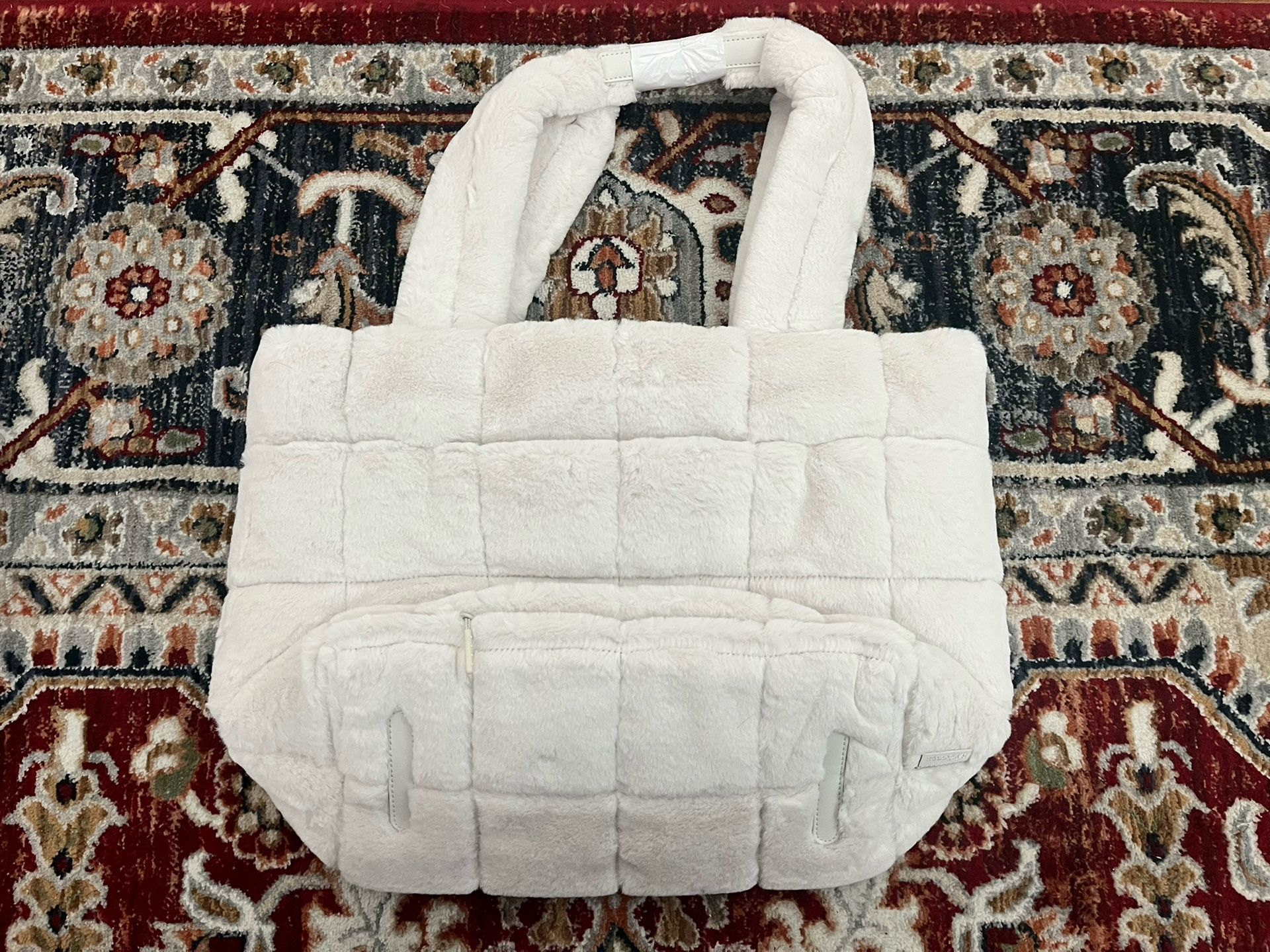 Lululemon Quilted Grid Tote Plush Fleece Bag Purse