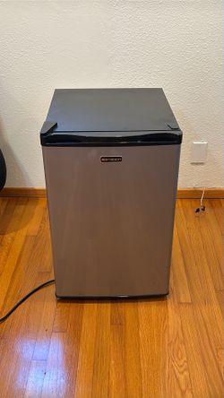 Emeron Mini Fridge